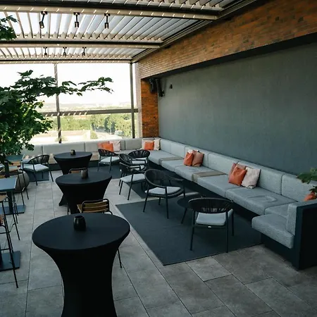 Szálloda Loom & Skybar Eislingen