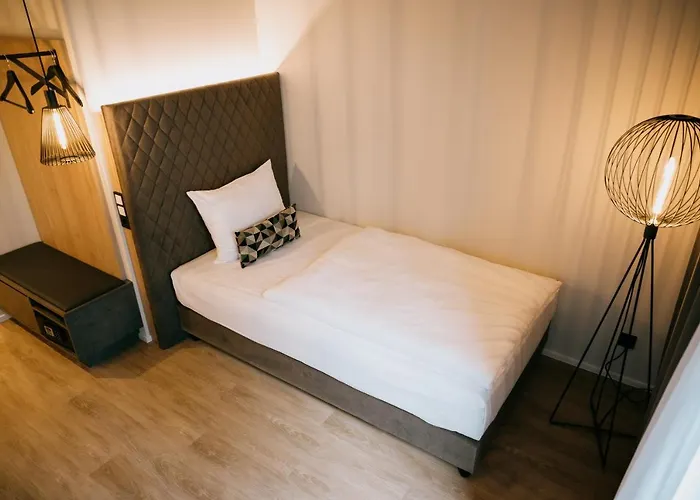 Loom & Skybar Ξενοδοχείο *