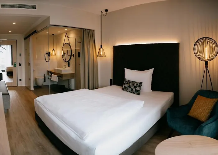 Hotel Loom & Skybar *